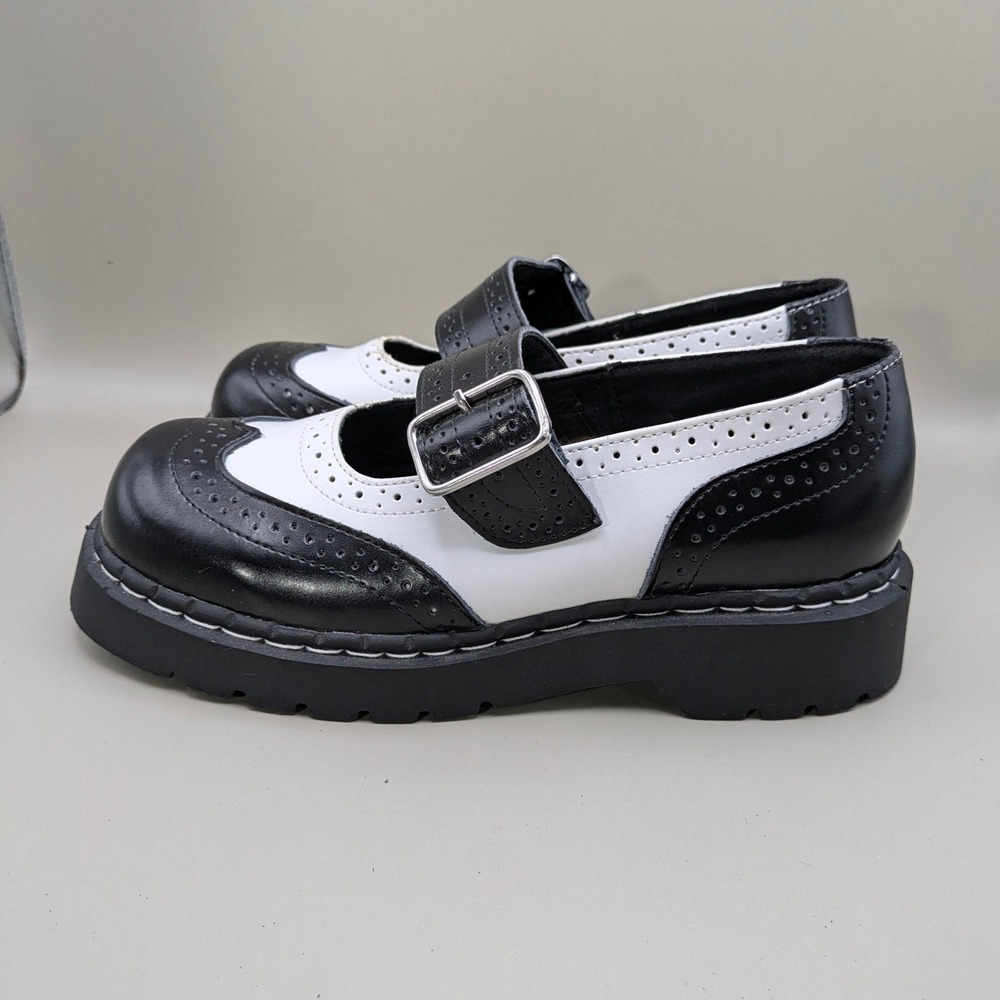 T.U.K. Anarchic Brogue White Black Mary Janes Buckle Strap Womens Size 8 - Picture 4 of 9